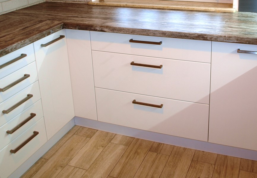 Dolne szafki kuchenne dla rodziny